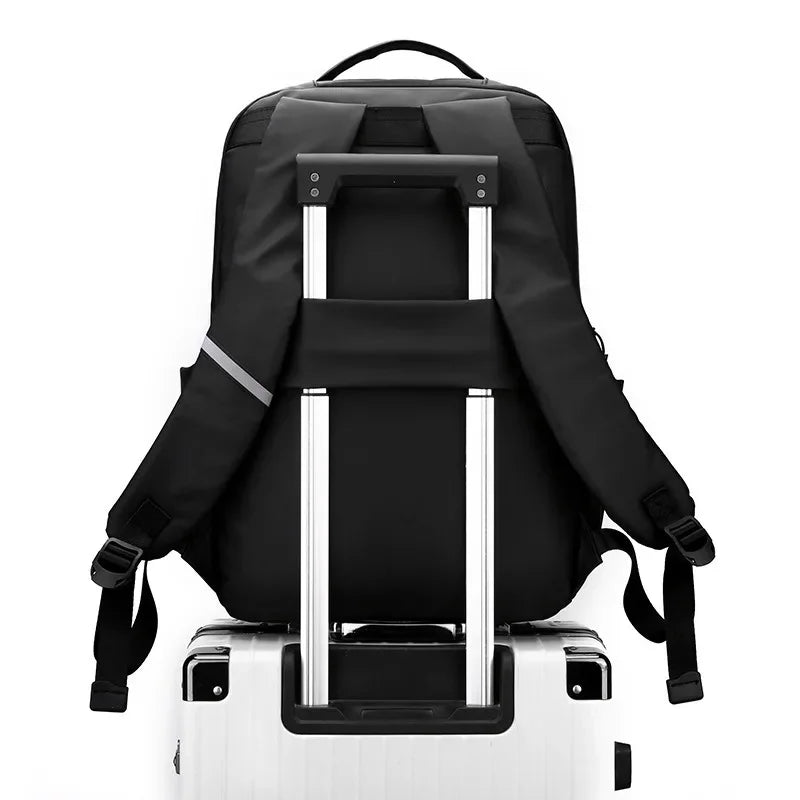 Mochila Universitária Carson - 30L - Capacidade Grande em Guardar Matérias