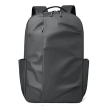 Mochila Universitária Carson - 30L - Capacidade Grande em Guardar Matérias